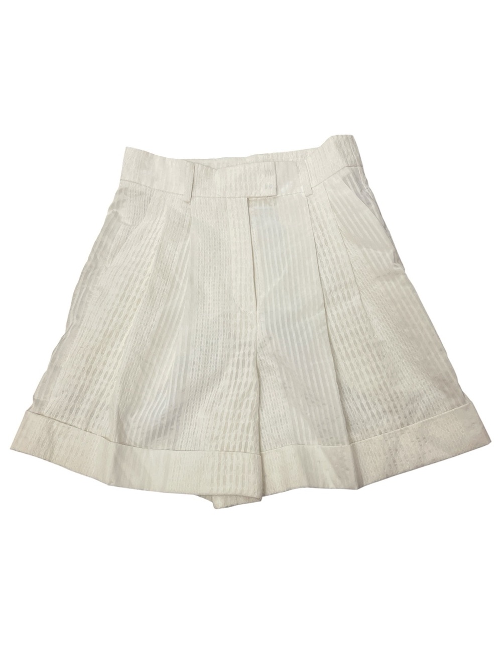 Quiet Luxury Akris Cream High-Waist Pleated Shorts Preppy Old Money Capsule